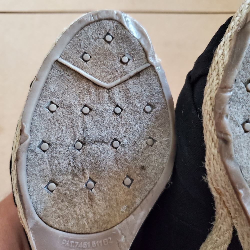 Shoes - Picture 10 of 13